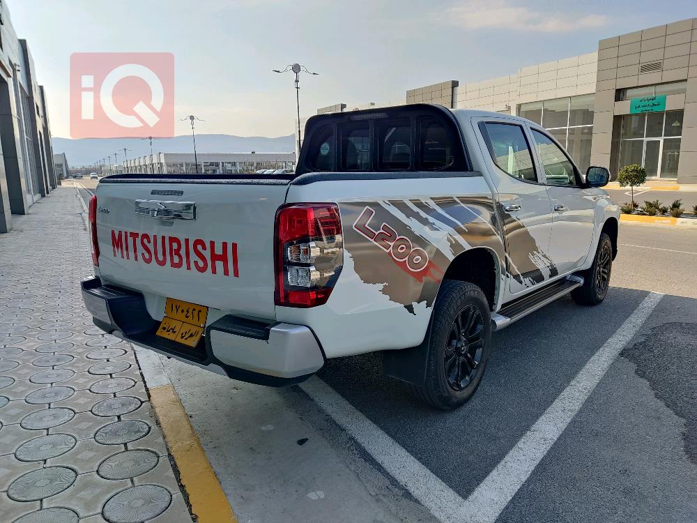 ميتسوبيشي L200